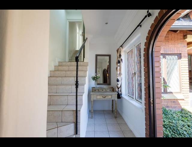 1 BEDROOM PROPERTY TO RENT IN BRYANSTON